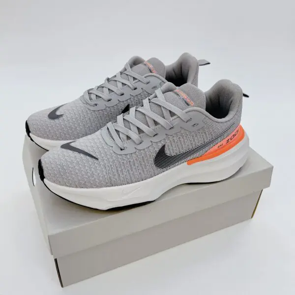Giày Chạy Bộ Màu Xám Nike Zoom Gót Cam Giá Rẻ